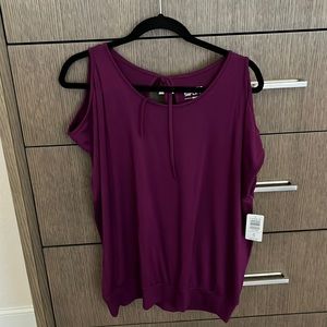 Open sleeve top